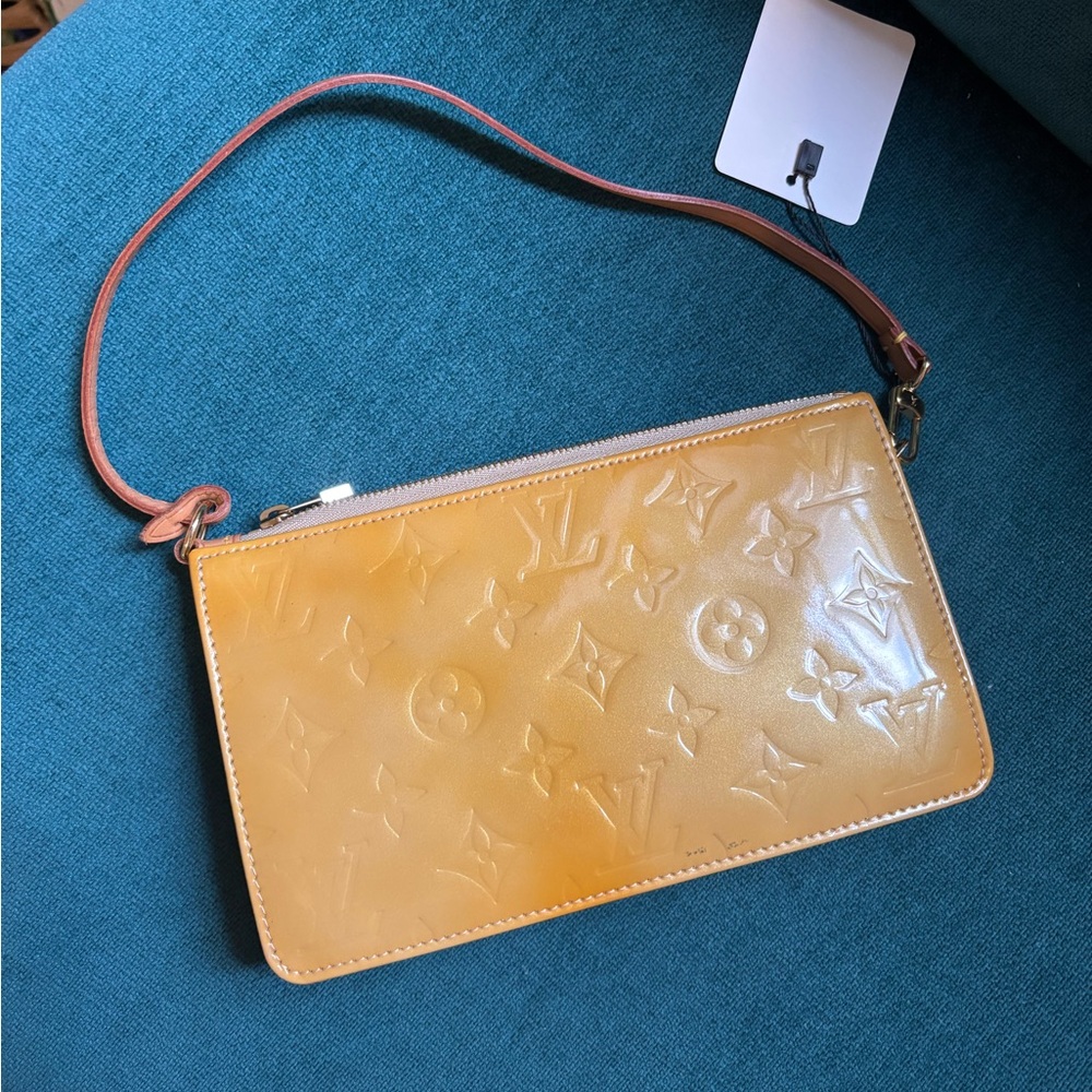 Louis Vuitton Monogram Vernis Lexington Pochette in Yellow - Picture 7 of 12